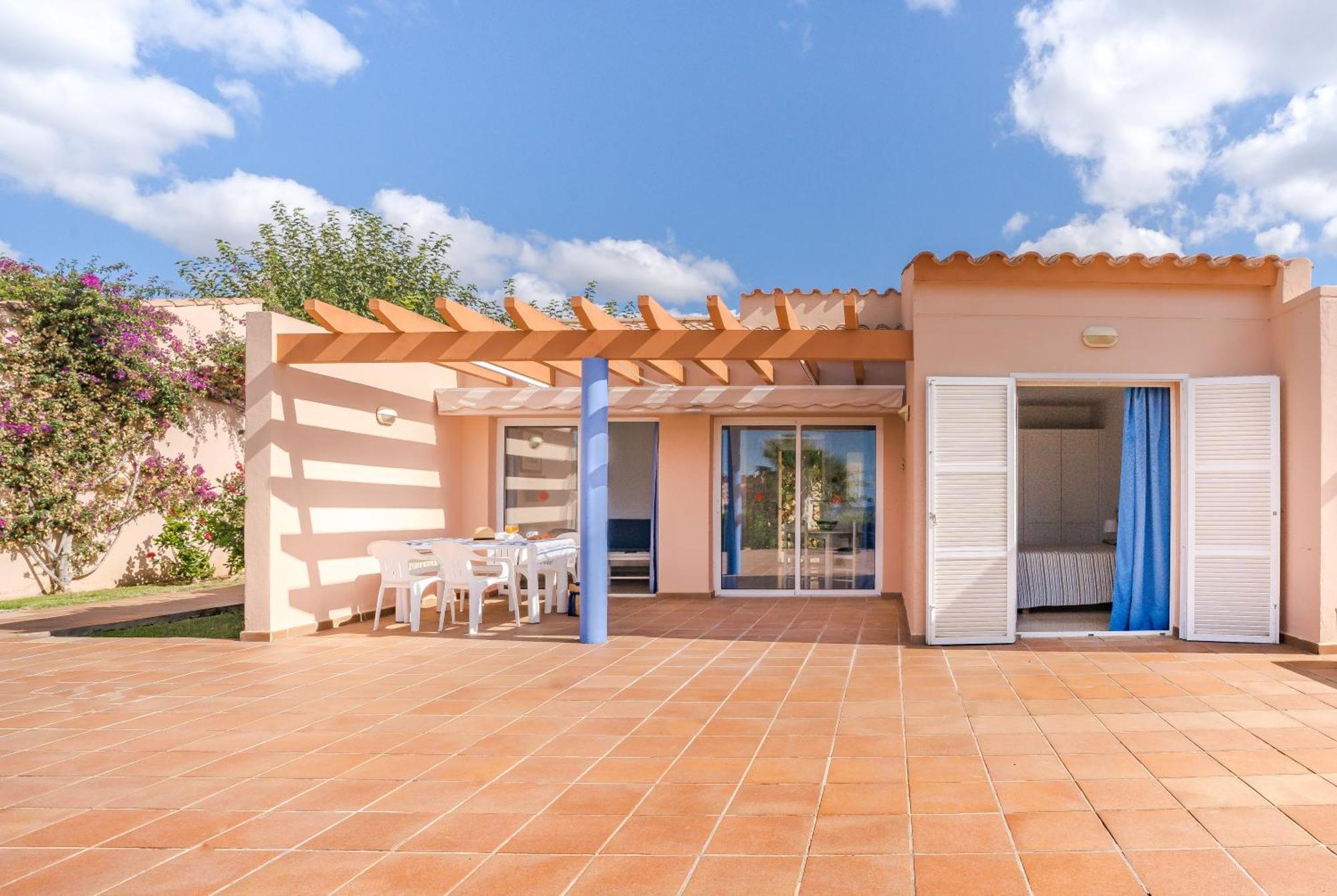 Apartamentos Mar Blau Son Bou Exterior foto